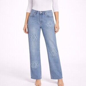 Forever 21 Premium 90's Fit Floral Applique Relaxed Leg Light Wash Jeans NWT 28